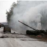 La Entrevista | Olena Bratel, desde Kiev: “Vivimos en una aldea y ahora nadie se atreve a recogernos: los rusos están en carreteras pequeñas