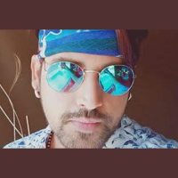 Emraan Hashmi Ke Baad Rakesh Mishra Kar Rahe Hai Awarapan