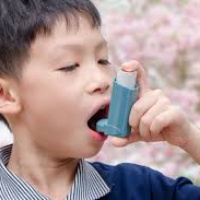 Dấu hiệu phân biệt bệnh hen và viêm đường hô hấp ở trẻ em