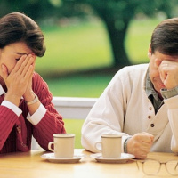 Cha mẹ cần có ứng xử như thế nào khi biết con mình là người đồng tính