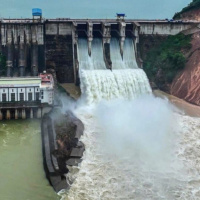 Tin trong nước - Các thủy điện ở thành phố Huế đồng loạt tăng cường xả lũ