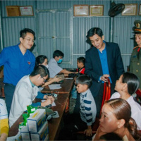 Tin trong nước - Quảng Bình: Tặng quà, hỗ trợ con giống tại lễ ra quân Tháng Thanh niên