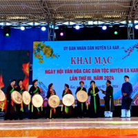 Tin trong nước - Đắk Lắk: Sôi nổi các hoạt động Ngày hội văn hóa các dân tộc huyện Ea Kar dịp đầu xuân