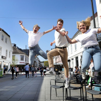 #Hjemom 5 : Om skjønnhetspress, Paradise hotel-stalking og harry-festival