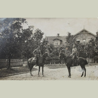 Vēsturniekam Valdim Bērziņam - 90. Viņa mūža tēma ir latviešu strēlnieku vēsture