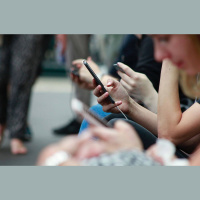 Digitālā demokrātija: sabiedrības iniciatīvu apspriešana vai nākotnes likumdošana?