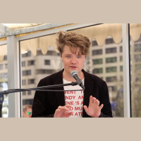 Rīts, kad Toms devās atvaļinājumā