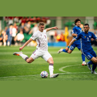 Aktuālos notikumus futbolā komentē futbolists Vladislavs Gutkovskis