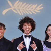 Cannes #7 - Ennyi ember még sohasem nevetett együtt itt (feat. Jakab-Benke Nándor)