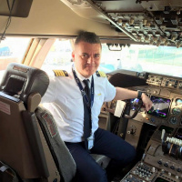 AeroCast #1: Kartonpapír pilótafülkétől a Boeing 747-esig