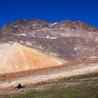 Výstup na Aragats: S historií v zádech na barevnou střechu Arménie