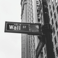 #23 Befektetési 1×1: Hogyan kezdjünk tőzsdézni, hogyan válasszunk brókercéget?