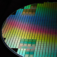 #38 Microchipgyártásról és kvantumszámítógépekről egy pénzügyileg tudatos villamosmérnökkel