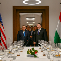 Direkt36 podcast #2 - Logikus volt, hogy Orbán Moszkva felé fordult