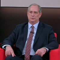 Ciro Gomes é perigoso por lançar mão de técnicas de fake news