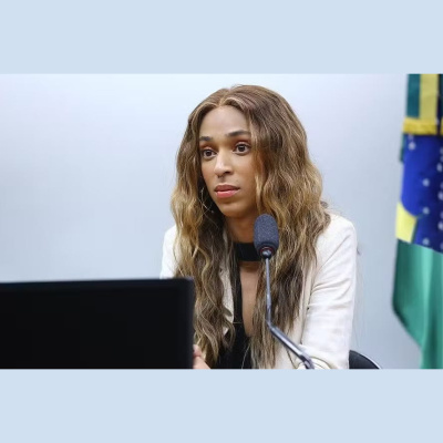 Política