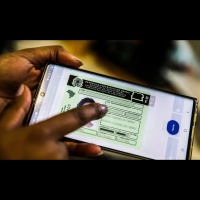 Governo vai oferecer curso gratuito para substituir aulas teóricas de autoescolas