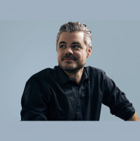 Quenching The World’s Thirst With Scott Harrison