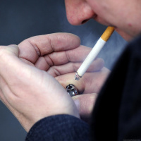 Wie das Rauchen mit uns Jo-Jo spielt