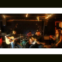 House of Peace: Music and Ministry - Living On Purpose