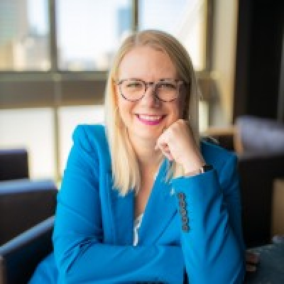 Women Worldwide With Deirdre Breakenridge