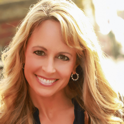 Women Worldwide With Deirdre Breakenridge