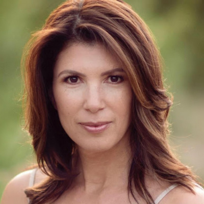 Women Worldwide With Deirdre Breakenridge