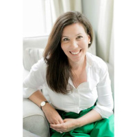 Takabeck.com Founder Rebecca Hurn in The Business Spotlight on WoMRadio