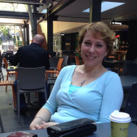 1626: Australia: The data desert. A chat with @JoanneJacobs