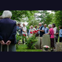 1993: A Reading At George Orwells Grave By His Son Richard Blair.