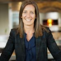 Episode 152: Vice President of Marketing at Nestlé Professional, Fleur Veldhoven, discusses Nestlé’s new plant-based dining program.