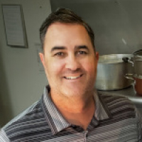 Papa Cantella’s wins iconic Dodger Dog contract