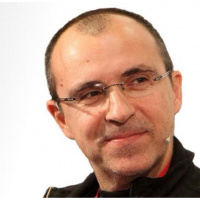 Hablando de contenidos, redes sociales, networking y colaboración con @Yoriento
