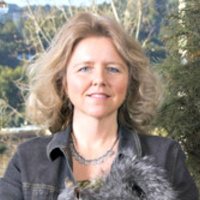 Reconnecting to the Earth with Author Catriona MacGregor on America Meditating