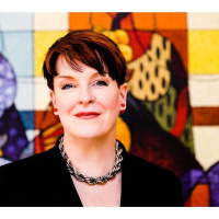 Why Are We Still Asking Women to Think Like Men with Kate Lanz of Mindbridge