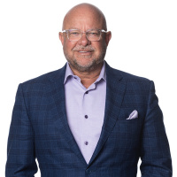 #230: Dallin Larsen - All in the Network