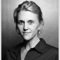 Episode 330 — Meghan Daum