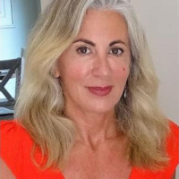 The Power of Tarot- Transformation for your Life with Expert Julia Gordon-Bramer