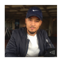 Episode 42 w/ Sebastian Thiel, Filmmaker / Social Entrepreneur