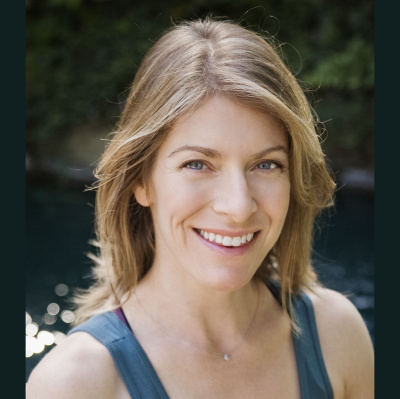 Earthrise W/derek Beres