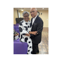 Busting Loose in Faith with Apostle and Prophetess Thibeaux