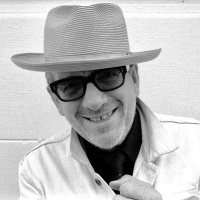 Ep. 153 - ELVIS COSTELLO (Everyday I Write the Book)