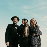 Ep. 212 - ZACH WILLIAMS of The Lone Bellow
