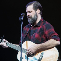 Ep. 147 - MAC POWELL of Third Day (Call My Name)