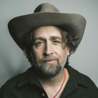 Ep. 264 - HAYES CARLL (The Love That We Need)