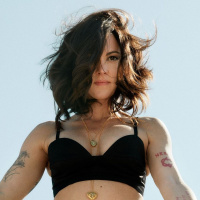 Ep. 182 - AMANDA SHIRES (Gone for Christmas)