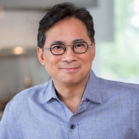 Revisiting Farm-aceuticals And How Food Impacts Health with Dr. William Li