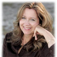 Blogging with Cindy - Special Guest Lisa Voncino