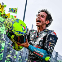 Episode #400: The Doctor - The Valentino Rossi Retrospective