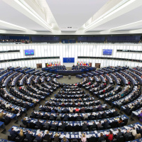 EUs Copyright Directive, whats next for SME Instrument, €70M for Evaneos, global “Right to be forgotten,” the future of TomTom, and more